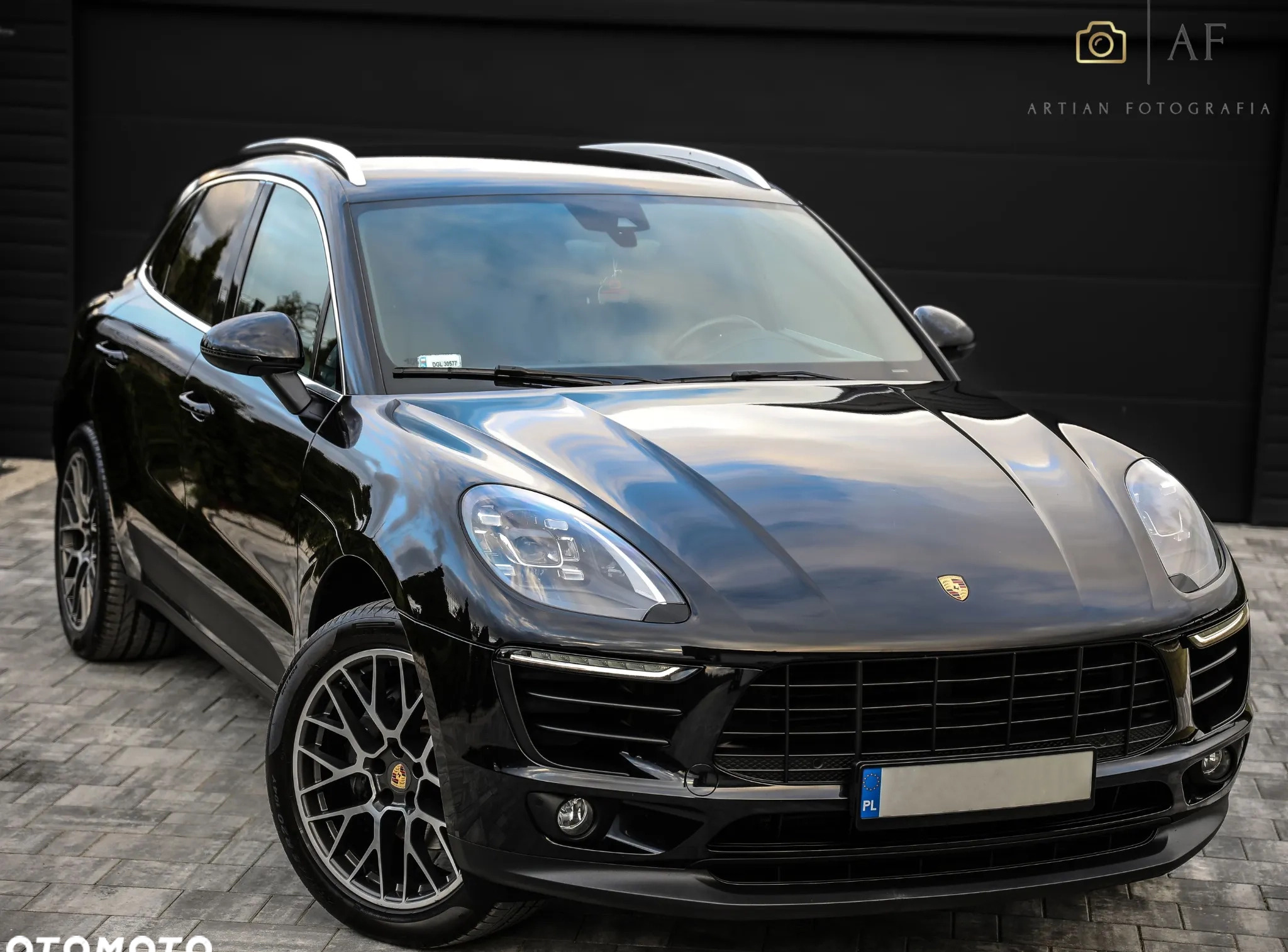 Porsche Macan cena 159900 przebieg: 189000, rok produkcji 2016 z Radom małe 781